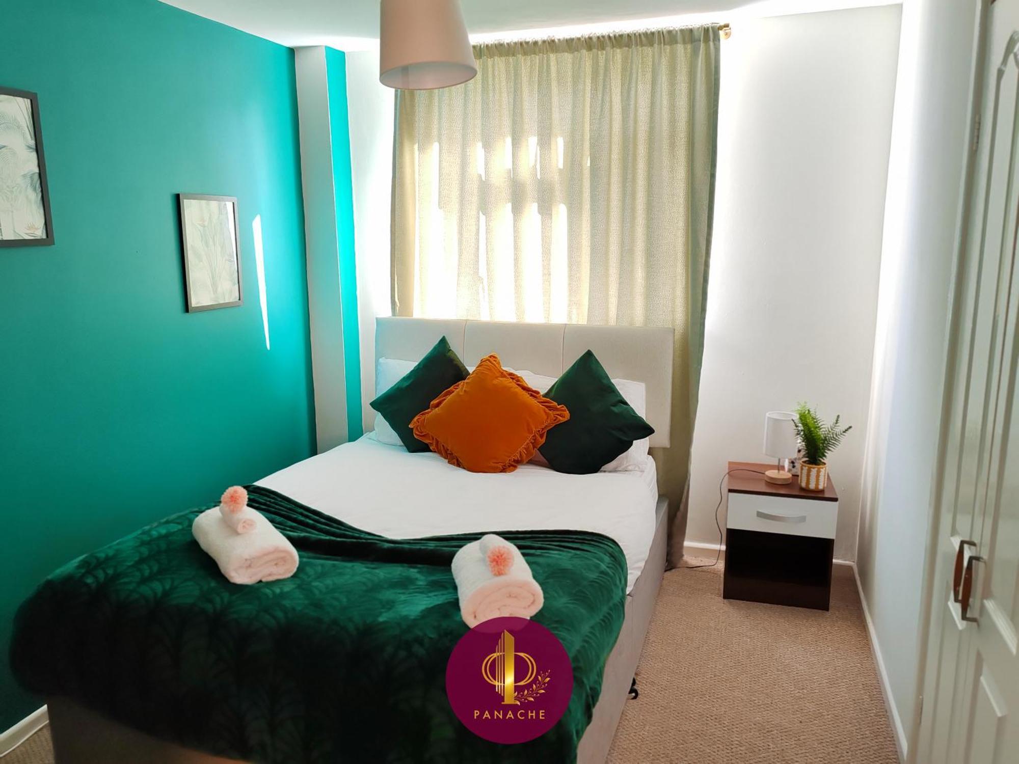 Contractors, Relocators, Free Parking, Wifi, Smart Tvs Daire Marston Green Dış mekan fotoğraf